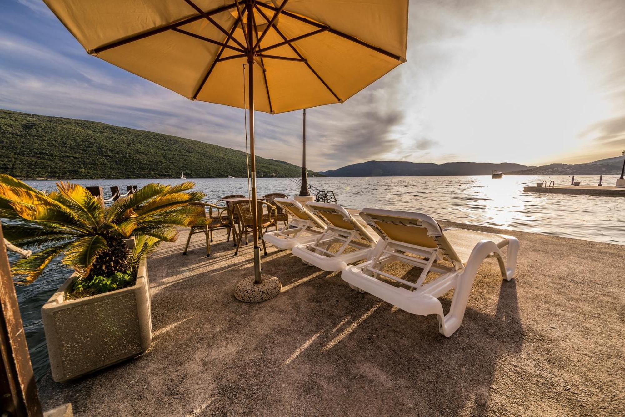 Apartments Batricevic Herceg Novi Dış mekan fotoğraf