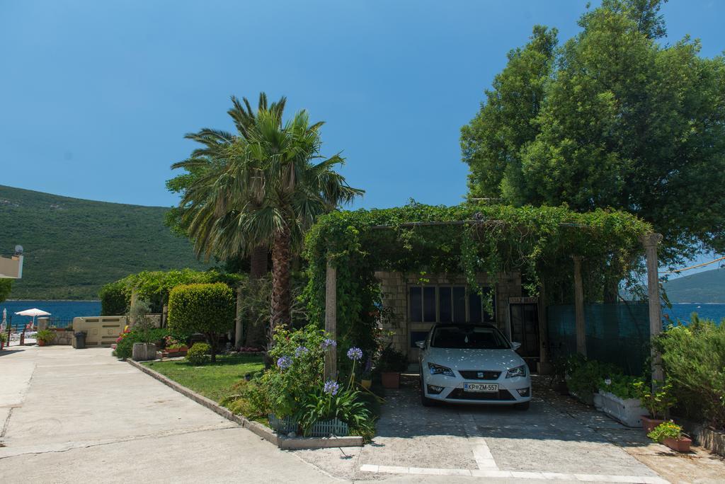 Apartments Batricevic Herceg Novi Dış mekan fotoğraf